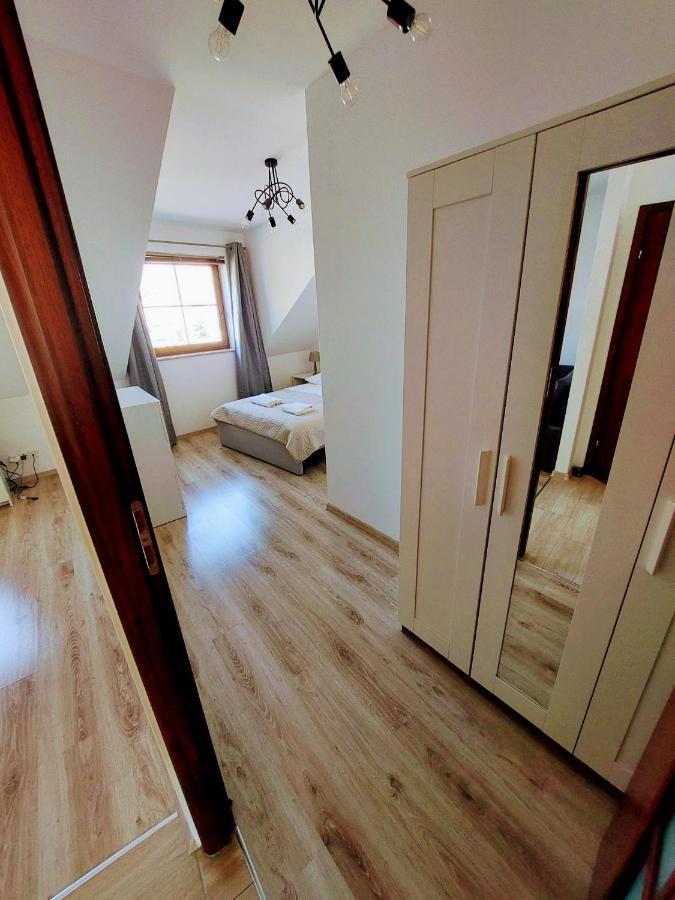 Drzewna Apartamenty-Kupiecka 66A เจโลนากูรา ภายนอก รูปภาพ